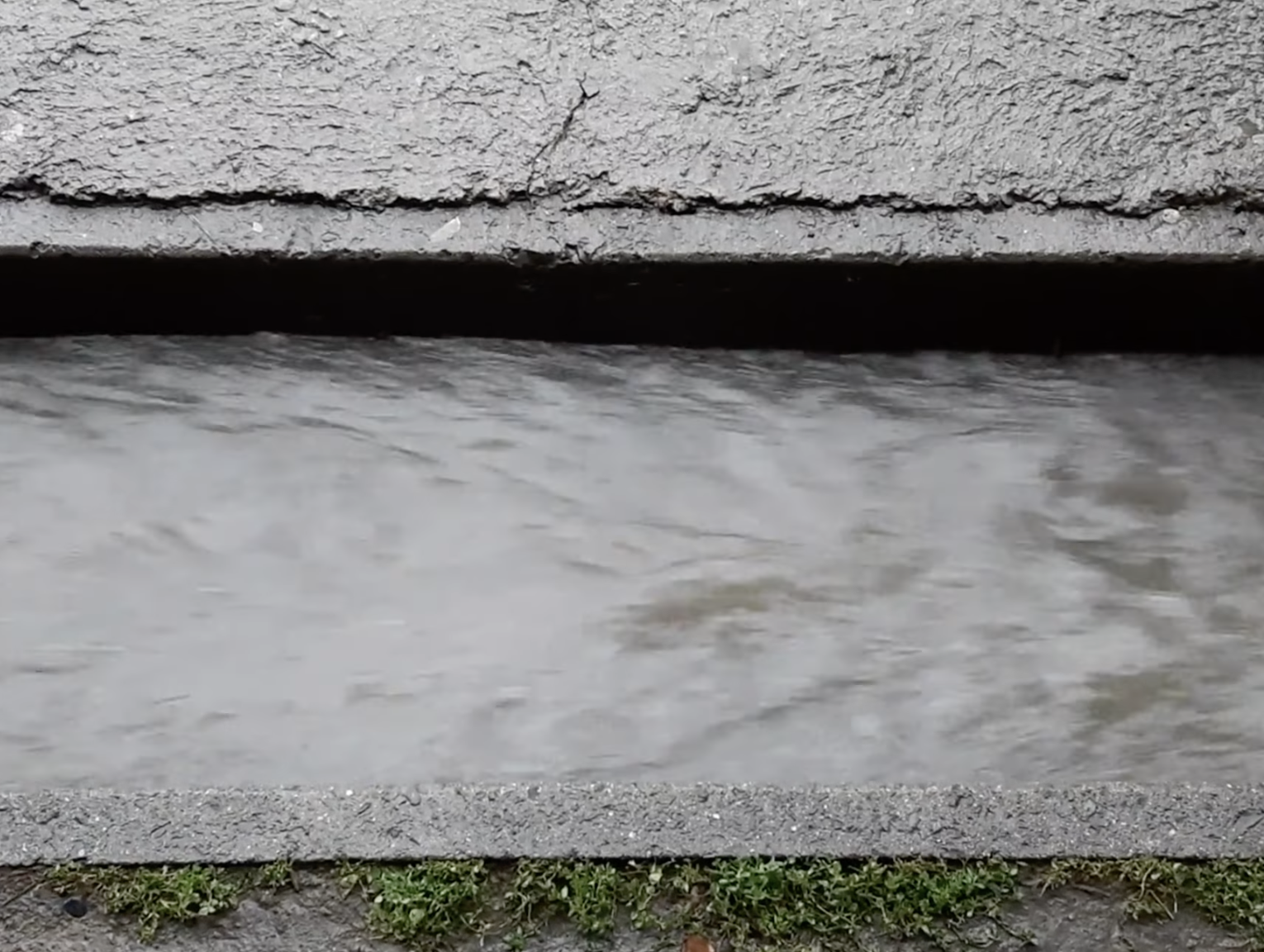 The shape of dead ICE
